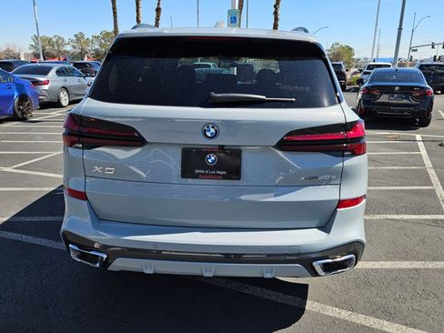 New 2026 BMW X5 xDrive50e image 8