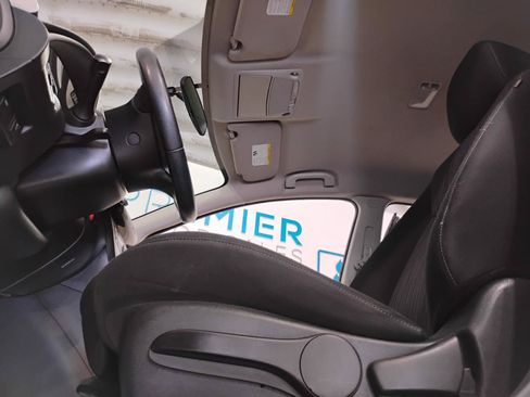 Used 2019 Nissan Sentra SV FWD image 33