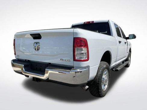 Used 2020 RAM 3500 Tradesman w/ Chrome Appearance Group image 9