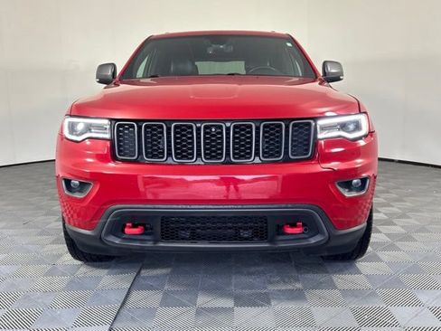 Used 2021 Jeep Grand Cherokee Trailhawk w/ Trailhawk Luxury Group AWD/4WD image 3