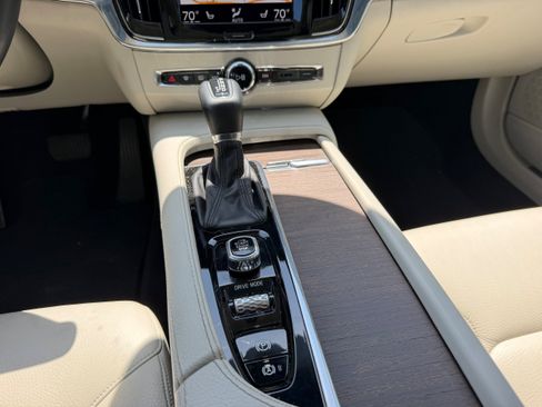 Used 2021 Volvo V90 T6 Cross Country w/ Advanced Package AWD/4WD image 15