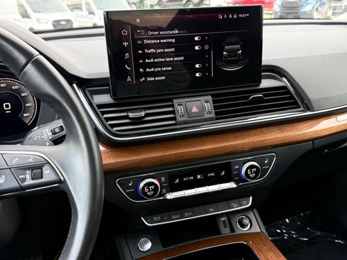 Used 2023 Audi Q5 2.0T Premium Plus w/ Premium Plus Package AWD/4WD image 49