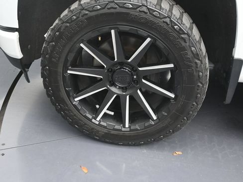 Used 2021 Chevrolet Silverado 1500 RST RWD image 9
