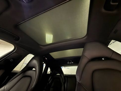 Used 2021 Porsche Panamera image 47