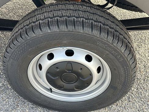 New 2026 Ford Transit 250 148 Medium Roof w/ Load Area Protection Package image 12