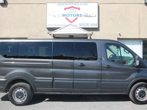 Used 2016 Ford Transit 350 XL image 4