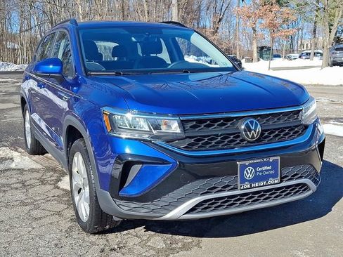 Used 2023 Volkswagen Taos S image 2