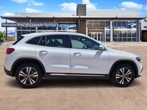 New 2026 Mercedes-Benz GLA 250 4MATIC image 4