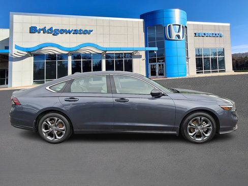 Used 2023 Honda Accord EX image 7
