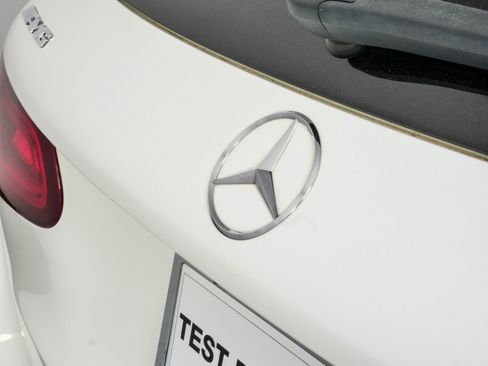 Used 2021 Mercedes-Benz GLC 43 AMG 4MATIC image 36