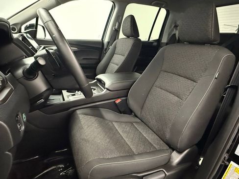 Used 2025 Honda Ridgeline Sport+ image 17