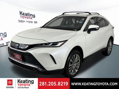 Used 2022 Toyota Venza XLE image 9