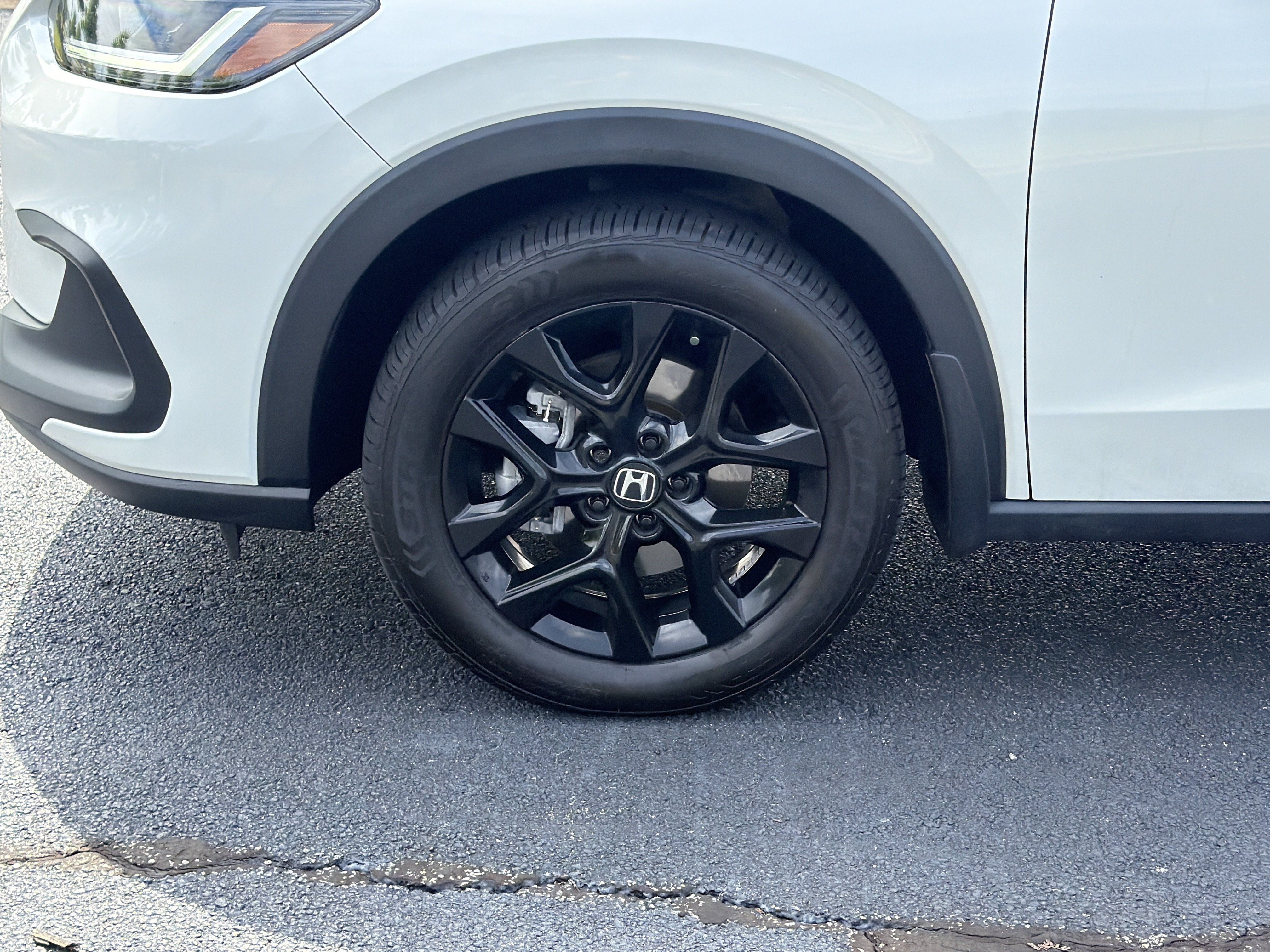 Certified 2024 Honda HR-V Sport image 30