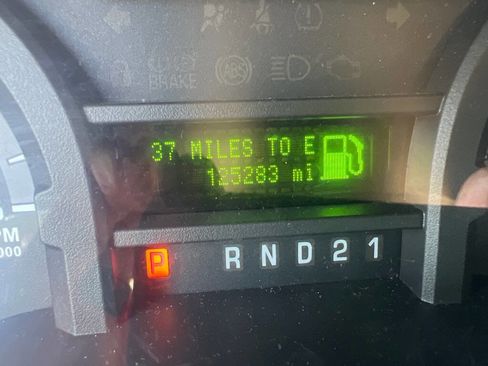 Used 2011 Ford E-350 and Econoline 350 XL w/ PWR Windows & Locks Group image 17