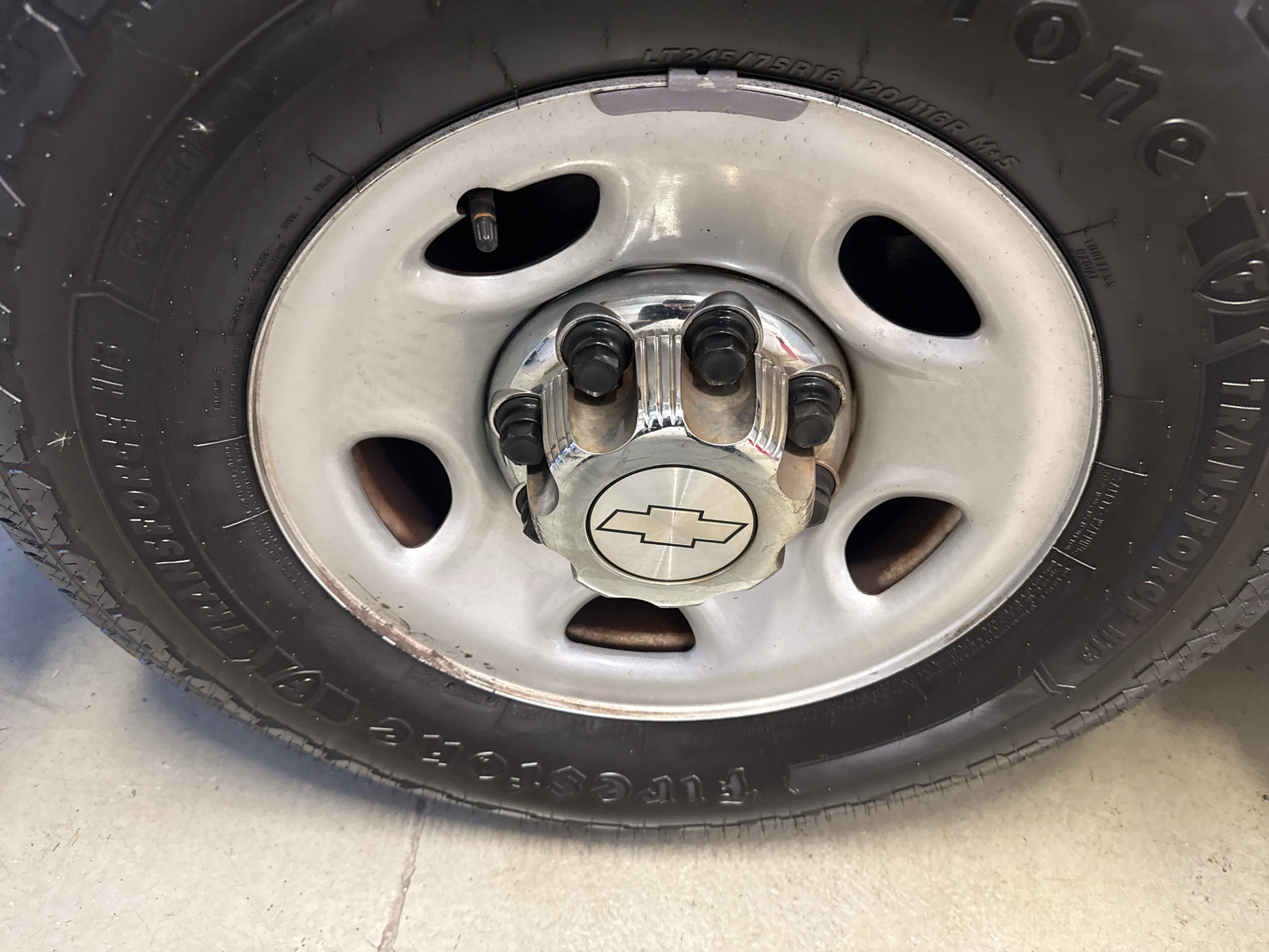 Used 2019 Chevrolet Express 2500 w/ Enhanced Convenience Package RWD image 25