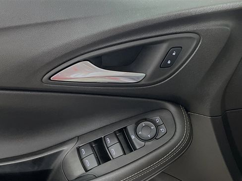 Used 2023 Buick Encore GX Preferred w/ Cold Weather Comfort Package image 17