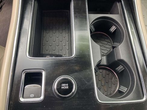 Certified 2023 Lincoln Aviator Reserve w/ Equipment Group 201A image 28