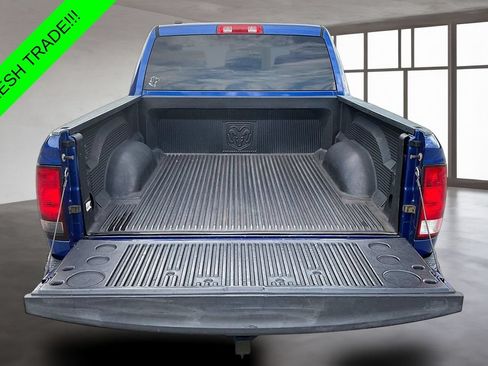 Used 2017 RAM 1500 Express RWD image 7