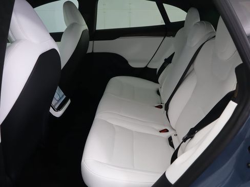 Used 2026 Tesla Model S image 22