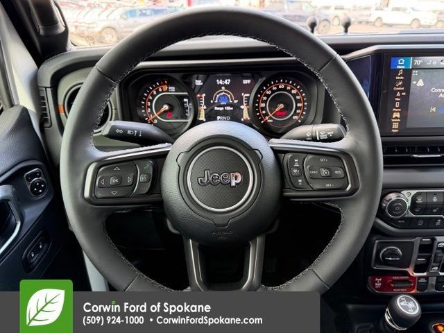Used 2025 Jeep Gladiator Mojave AWD/4WD image 22