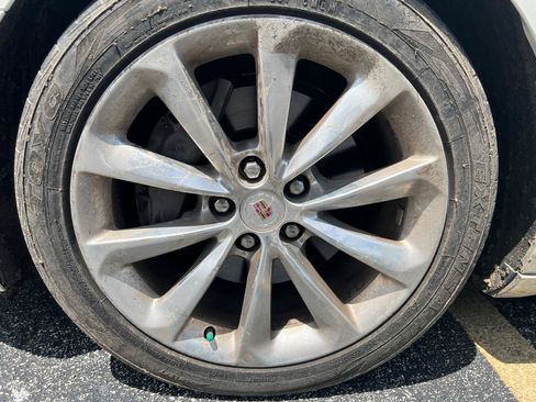 Used 2013 Cadillac XTS Luxury w/ Driver Awareness Package AWD/4WD image 11
