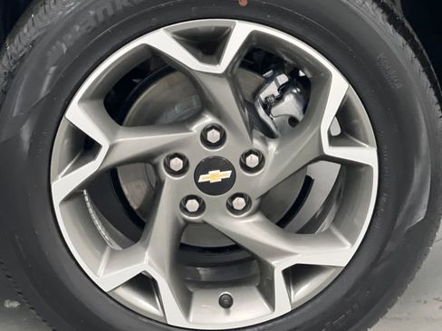 Used 2025 Chevrolet Trax LT w/ LT Convenience Package FWD image 58