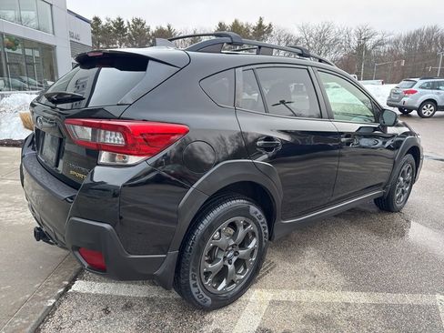 Used 2021 Subaru Crosstrek 2.5i Sport w/ Moonroof Package image 2