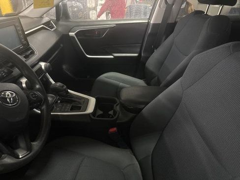 Certified 2021 Toyota RAV4 LE image 3