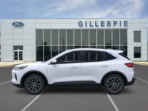 New 2024 Ford Escape SE image 3