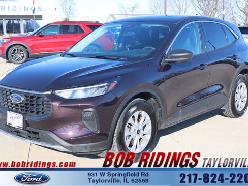 Used 2023 Ford Escape Active image 1