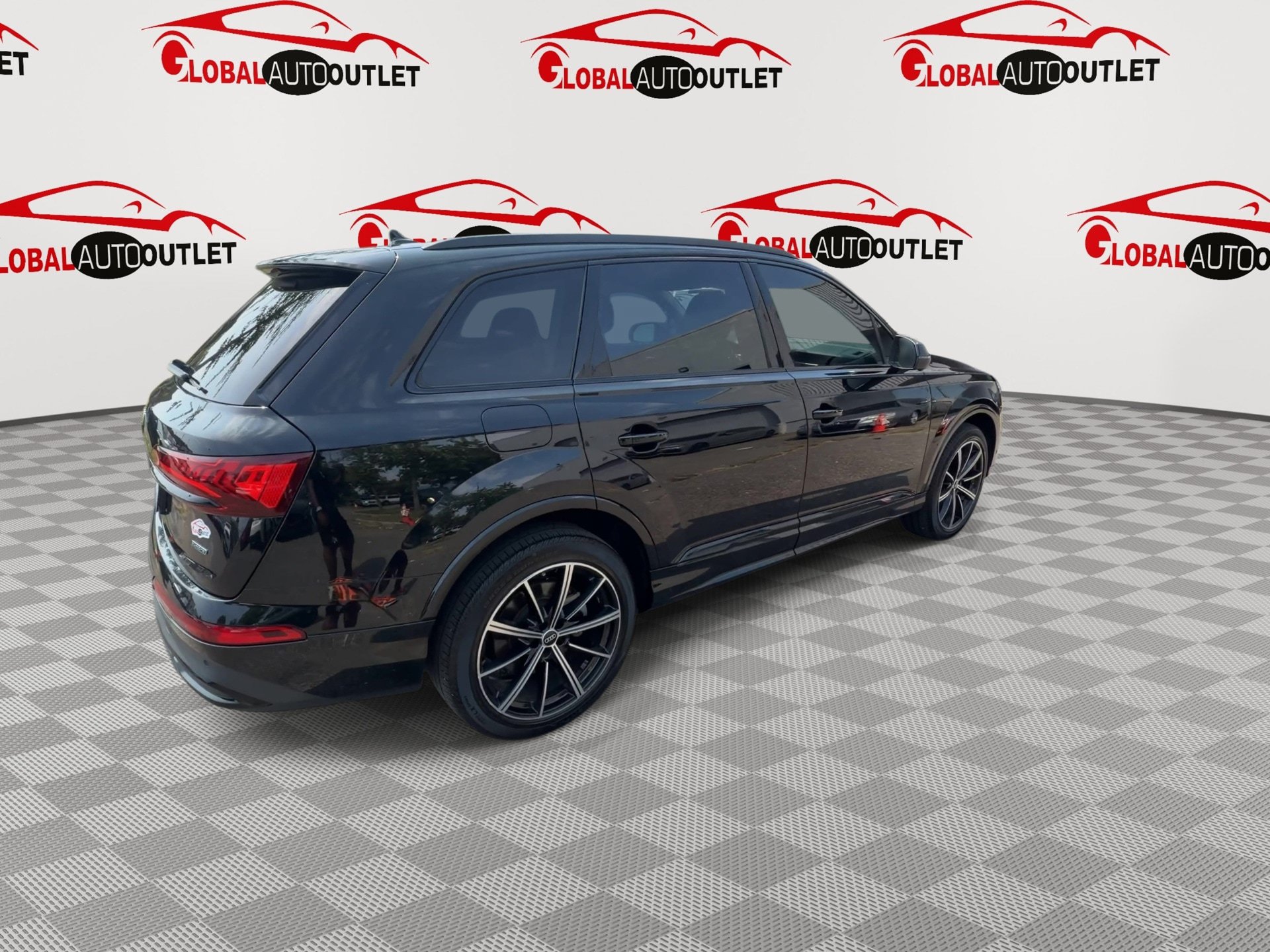 Used 2023 Audi Q7 3.0T Premium Plus AWD/4WD image 8