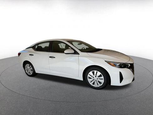 Used 2025 Nissan Sentra S image 2