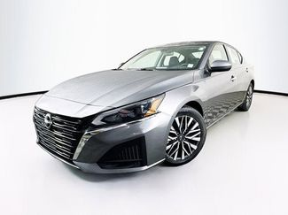 Certified 2023 Nissan Altima 2.5 SV video 1