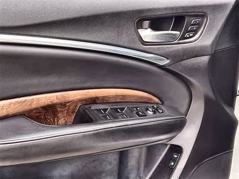 Used 2017 Acura MDX FWD w/ Advance Package image 30