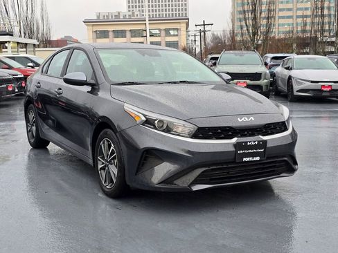 Certified 2024 Kia Forte LXS image 9