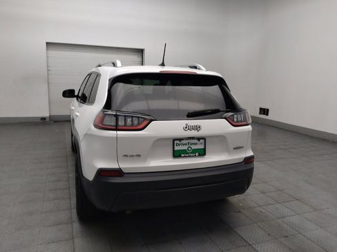 Used 2019 Jeep Cherokee Latitude w/ Popular Appearance Group AWD/4WD image 6