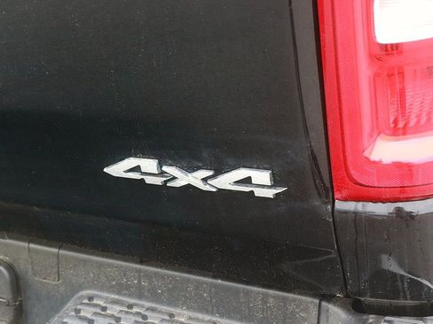 Used 2025 RAM 1500 Laramie AWD/4WD image 7