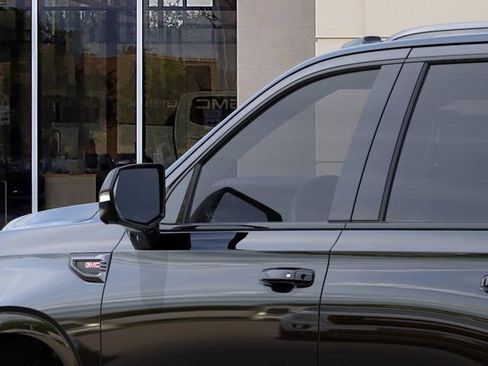 New 2026 GMC Yukon AT4 Ultimate AWD/4WD image 12