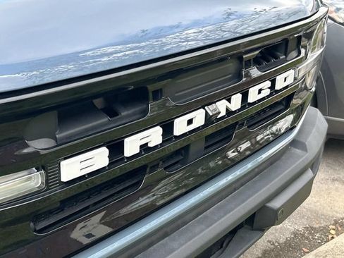 Certified 2025 Ford Bronco Outer Banks AWD/4WD image 5