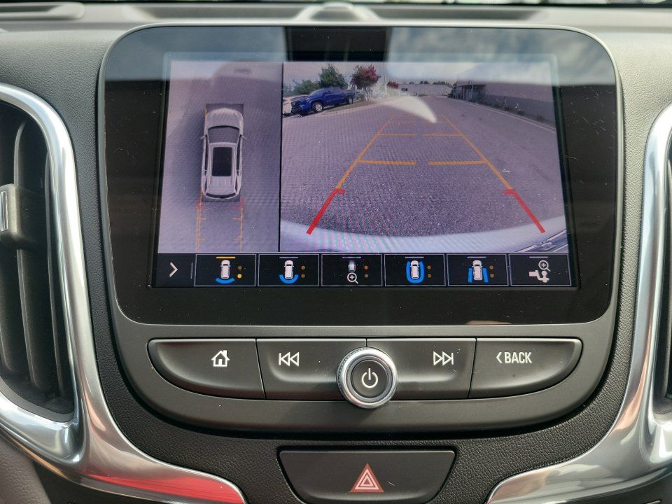 Used 2019 Chevrolet Equinox Premier FWD image 23
