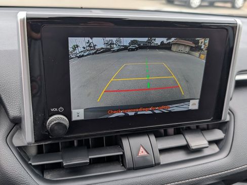 Used 2023 Toyota RAV4 XLE image 6