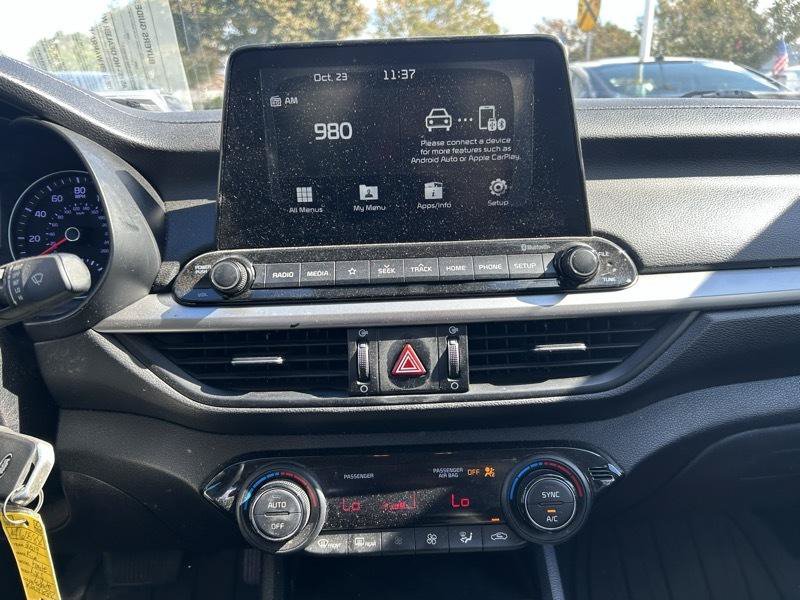 Used 2019 Kia Forte LXS FWD image 12