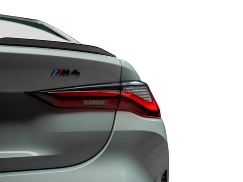 Used 2021 BMW M4 Coupe w/ M Carbon Exterior Package RWD image 15