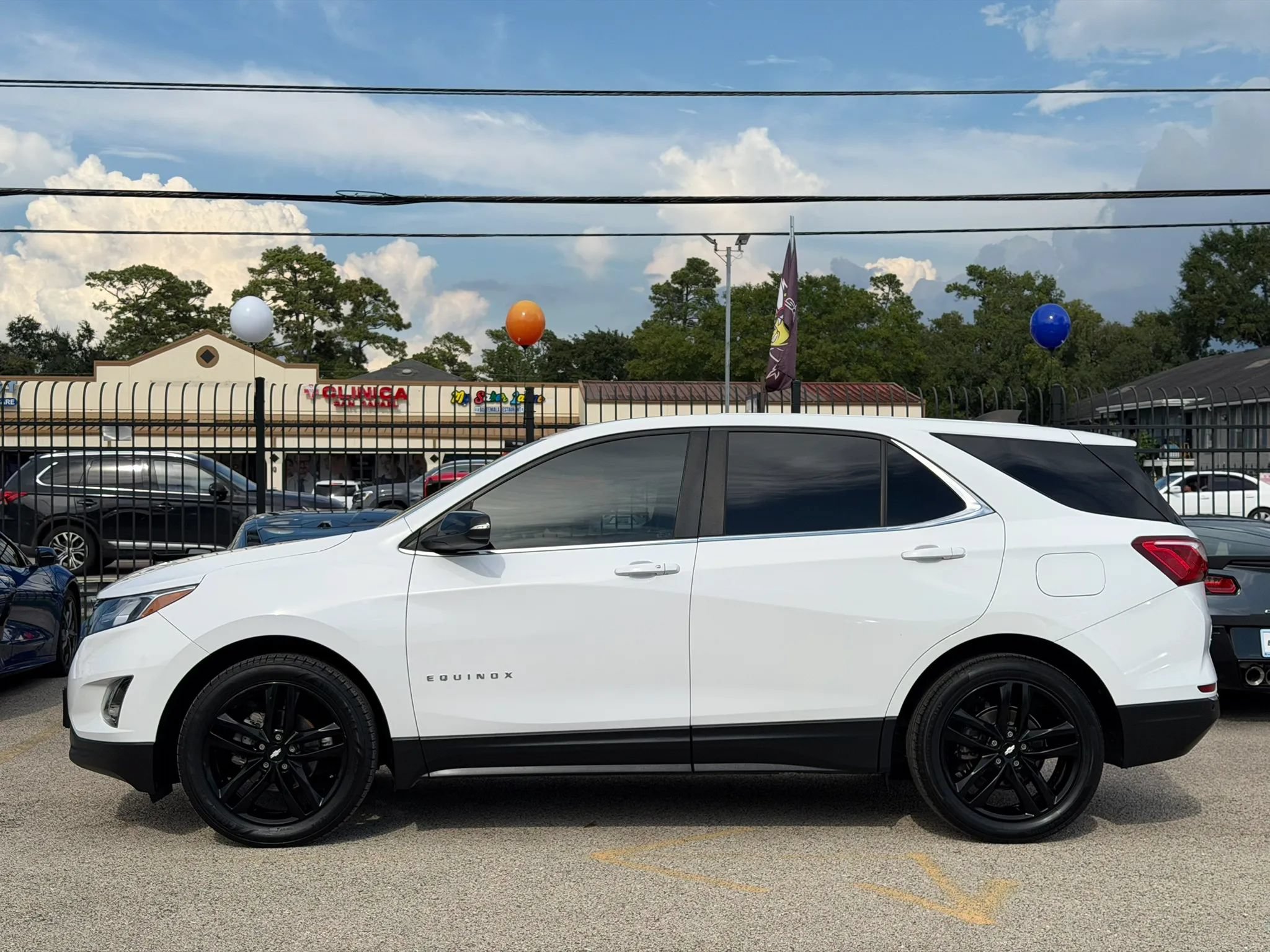 Used 2021 Chevrolet Equinox LT FWD image 10