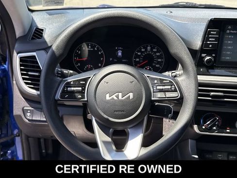 Used 2023 Kia Seltos LX AWD/4WD image 18