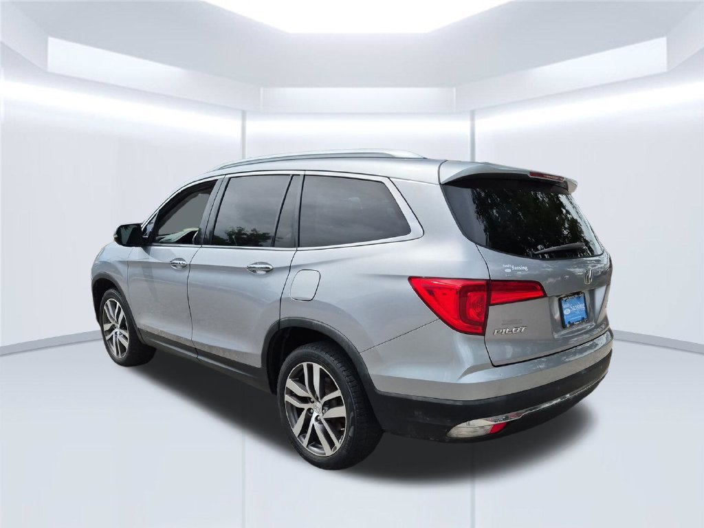 Used 2016 Honda Pilot Elite image 3