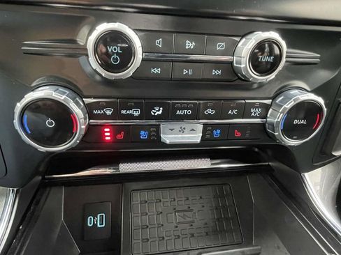 Used 2023 Ford F150 Lariat w/ Equipment Group 502A High image 24