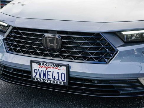 Used 2025 Honda Accord Touring image 8