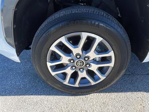 Used 2024 Toyota Tundra 1794 Edition image 10