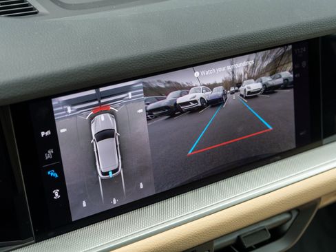 New 2026 Porsche Cayenne image 31